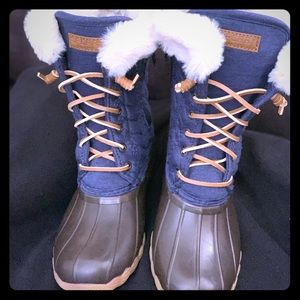 Sperry Fashion Saltwater Faux Fur Duck Boot size 3